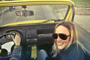 8 Essential Driving Habits for a Smooth Commute 