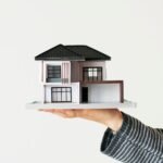 Is Real Estate or the Stock Market a Smarter Buy?