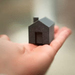 The Financial Pros and Cons of Selling a Home in Today’s Market