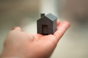 The Financial Pros and Cons of Selling a Home in Today’s Market