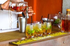 How to Choose Cocktail Mixers for Any Occasion