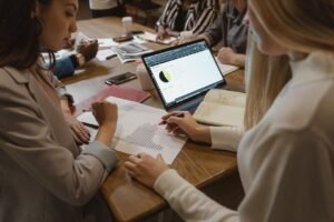 Transforming Business Operations with Cutting-Edge Analytics Technologies