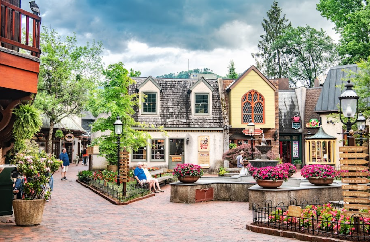 Eating in Gatlinburg: Classic Southern Flavors You Shouldn’t Miss