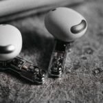 Best AI Translation Earbuds in 2025: Real-Time Translation and Noise-Cancellation Features