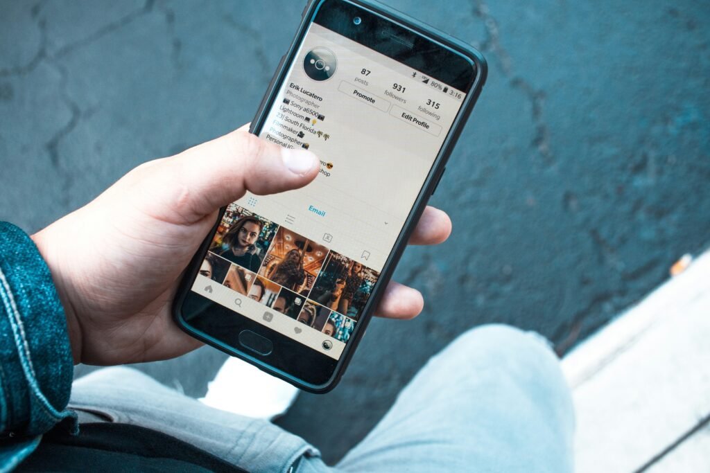 FastDL.app for Downloading Videos