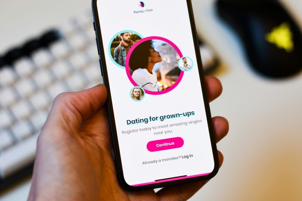 Cheaterbuster Revolutionizes Dating Safety