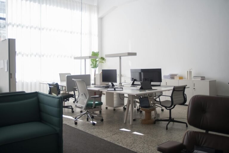 Optimizing Your Office Setup for Employee Happiness and Productivity