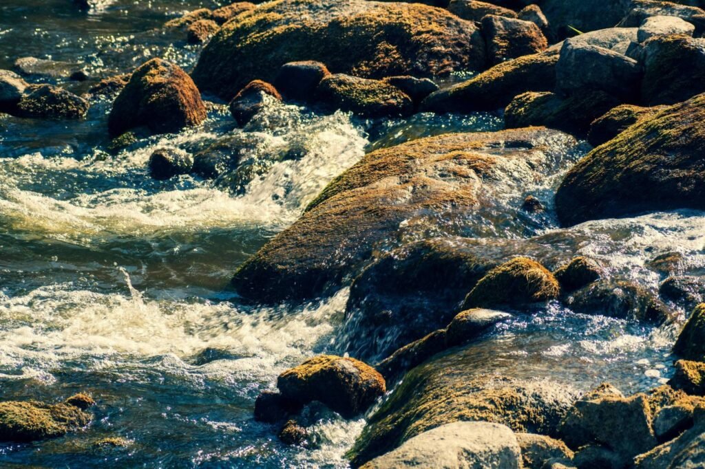 Tek-102 Flowing River