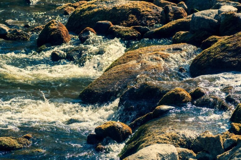 Tek-102 Flowing River