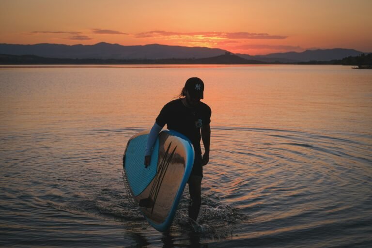 Digital Nomad on a Budget - How to Travel and Work Anywhere (2026)