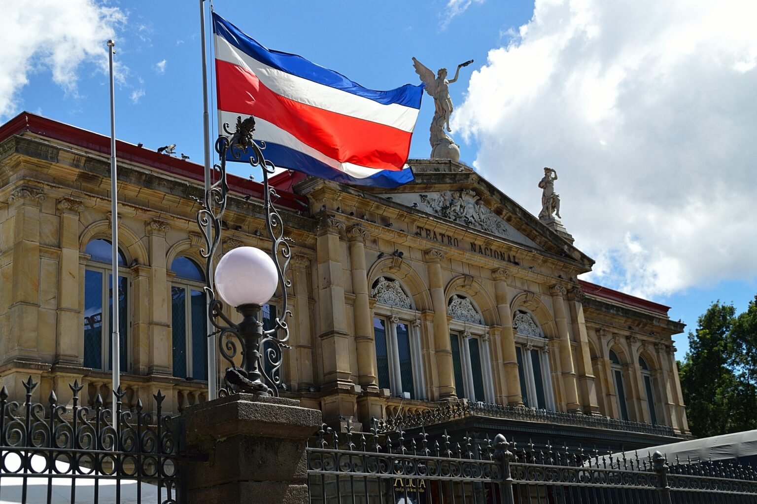 Costa Rica for Digital Nomads 2026: Complete Guide to Visas ...