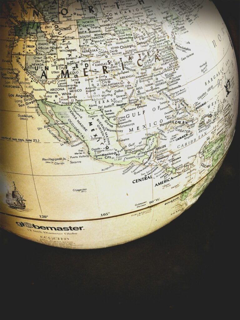 Costa Rica Caribbean vs Pacific coast map comparison