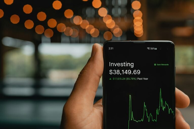Dave Ramsey’s Complete System for Financial Freedom in 2026 (Baby Steps, Calculators & EveryDollar)