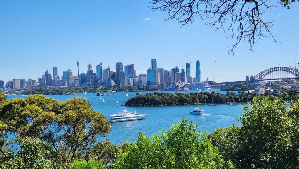 Explore the Wonders of Sydney: A Guide to Natural Beauty, Culture, and Cuisine